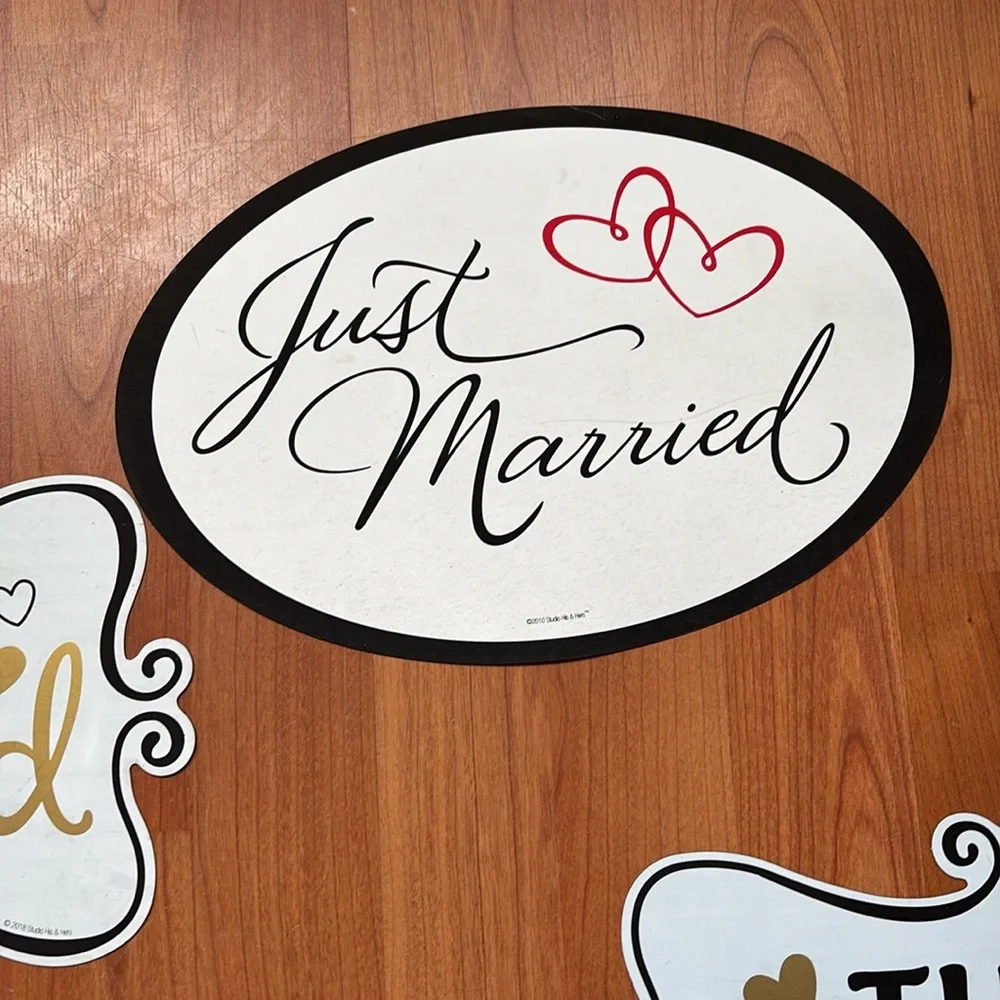 Just Married | 4 White Just Married Vehicle Magnets | Wedding Bride Groom